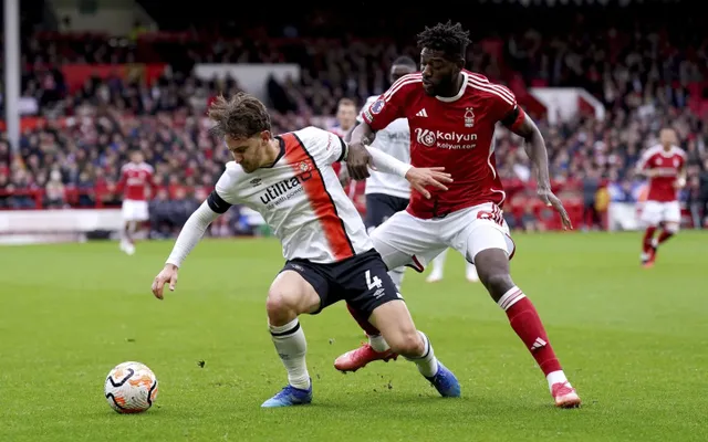 Cuộc chiến trụ hạng Premier League: Ba đội bóng tranh đấu cho một suất cuối cùng | VTV.VN